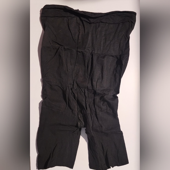 SPANX Mama Shorts Size C Black NWOT - Picture 4 of 5